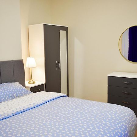 Birmingham City Centre Room In Edgbaston Near Stadium, Free Parking Zewnętrze zdjęcie